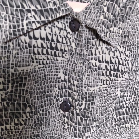 Vintage Kara Snake Print 100% Silk Button Front Shirt Size Large - Picture 7 of 9